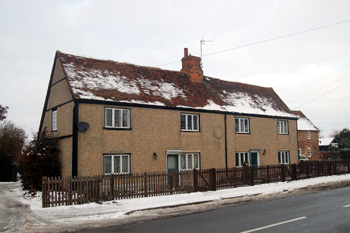 314 and 315 Cople Road - Christmas Eve 2010